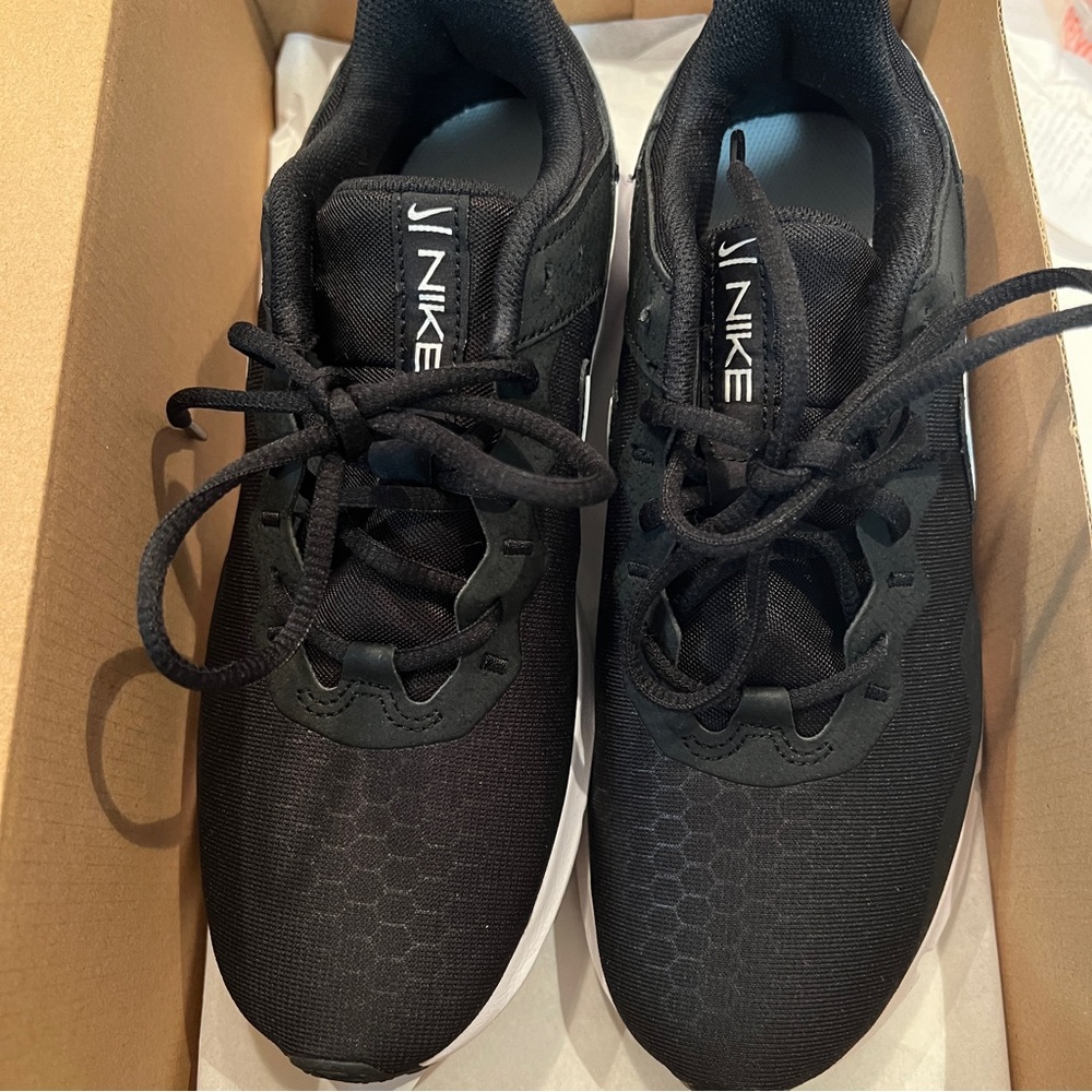(New) Nike Legend Essential 2 Athletic Women's Training Shoes - Picture 8 of 11